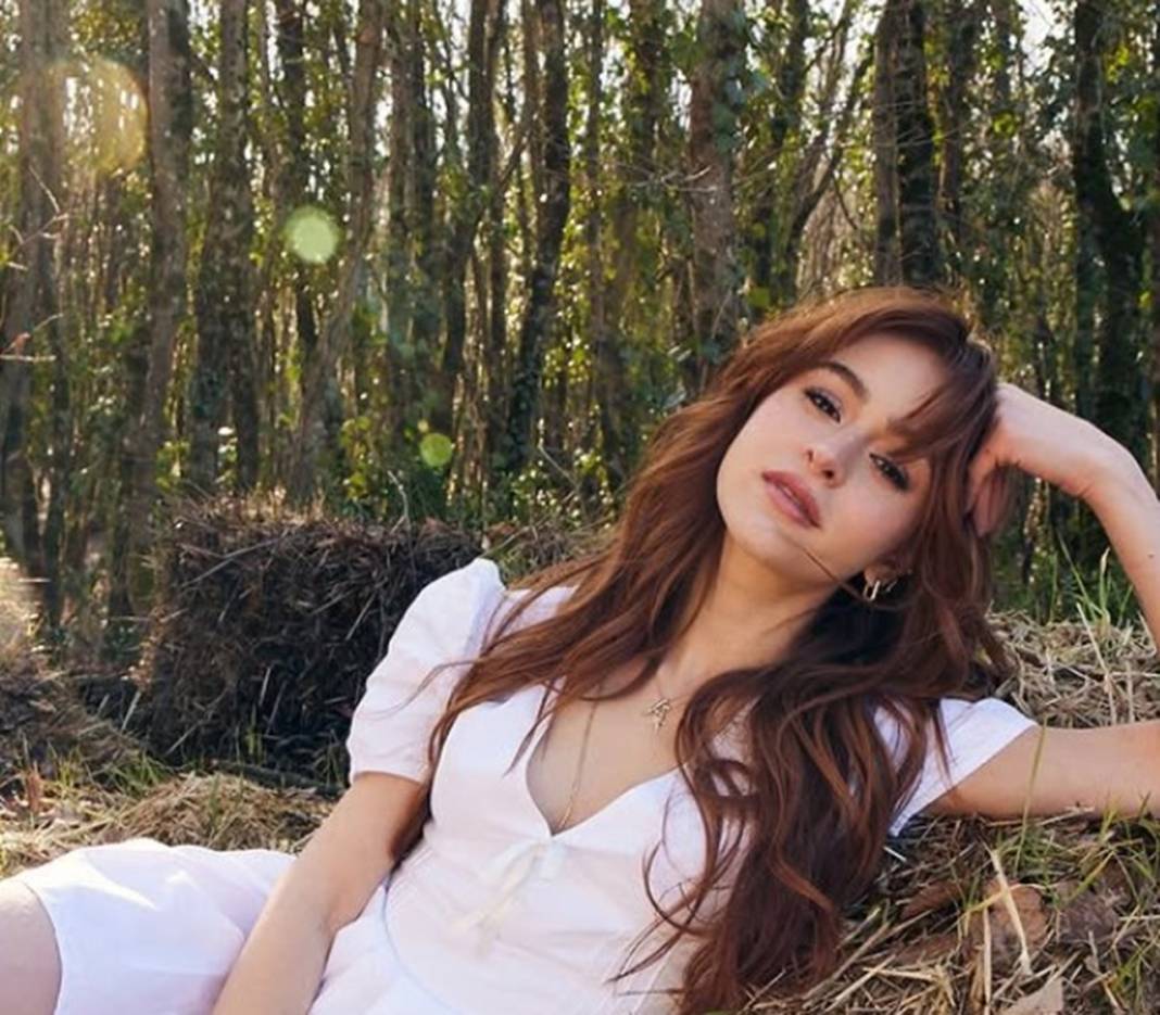 Gören gözlerini ovuşturuyor! Asena Keskinci tesettüre girdi 1